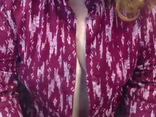 flirtyadele Live Webcam on CamSoda