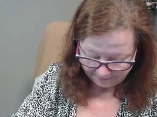 flirtyadele's CamSoda show and profile