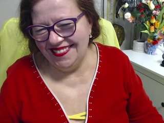 flirtyadele's CamSoda show and profile