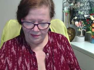 flirtyadele live cam profile