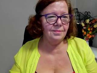 flirtyadele live webcam show