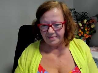 flirtyADELE live webcam show