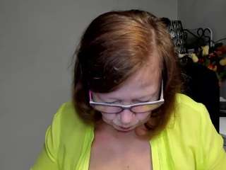 Flirtyadele's cam show statistics and live stream