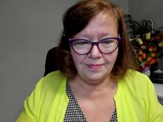 flirtyADELE live cam preview