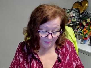 flirtyADELE live cam preview