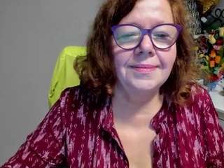 flirtyADELE live cam preview