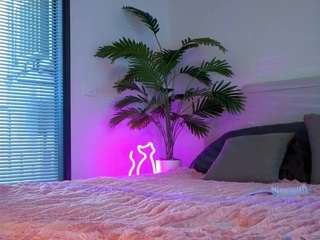 inchcaser live on CamSoda