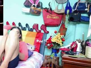 XimenaMoreira live cam preview