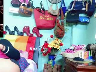 XimenaMoreira live cam preview