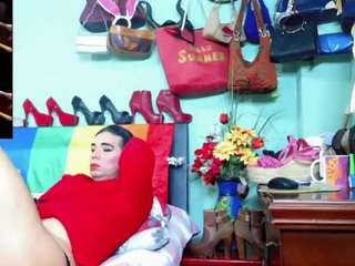 XimenaMoreira live cam preview