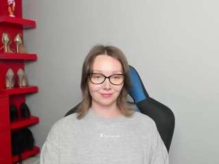 zoexox's live room
