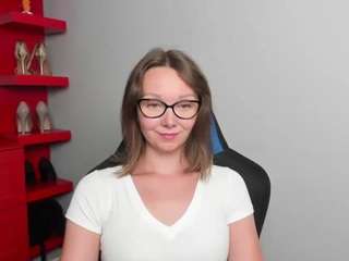 zoexox's live room
