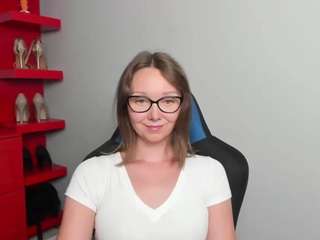 zoexox live webcam show