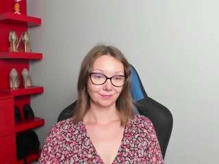 ZoeXox live webcam show