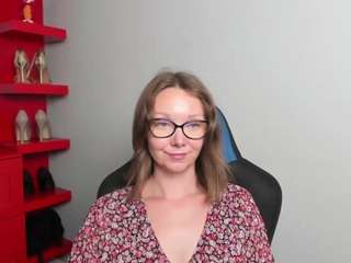 ZoeXox live webcam show