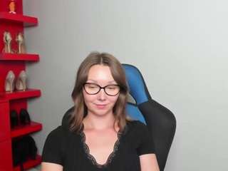 zoexox's live room