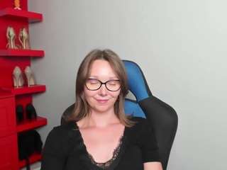 Live cam show with ZoeXox