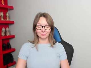 ZoeXox live cam preview