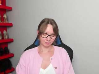 ZoeXox live cam preview