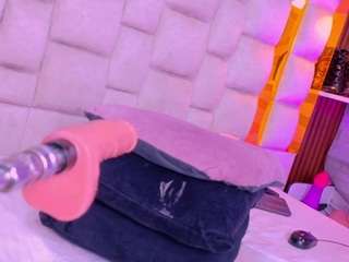 Bigassmonic live cam preview