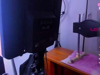 dailly-hot from camsoda