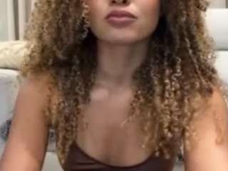 emmawilliams1 webcam