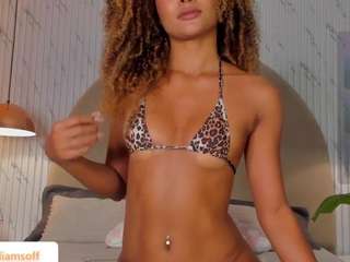 emmawilliams1 webcam model