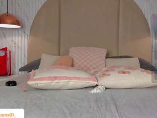 emmawilliams1 webcam