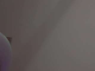 emmawilliams1's CamSoda show and profile