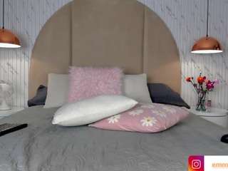 emmawilliams1 Live Webcam on CamSoda