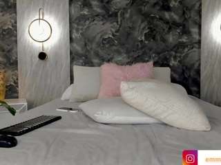 Emma williams live cam