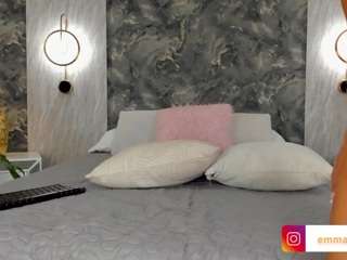 Live webcam model emmawilliams1 on Soda Cams