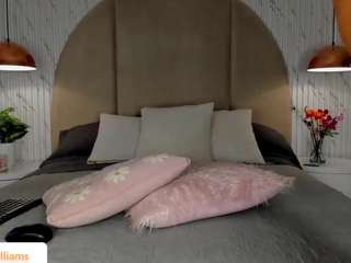 emmawilliams1 webcam