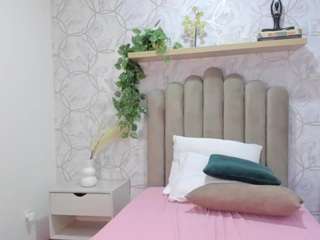  scarlett-bm chat room