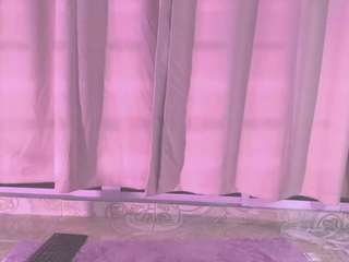 scarlett-bm's CamSoda show and profile