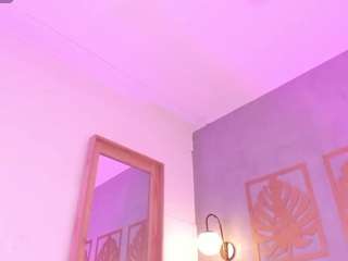 majo-rose Live Webcam on CamSoda