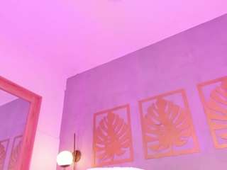 majo-rose Live Webcam on CamSoda