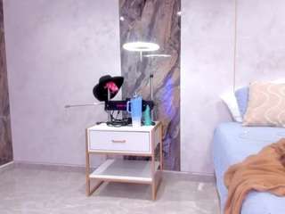 lenathompson Live Webcam on CamSoda