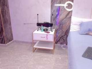 lenathompson Live Webcam on CamSoda