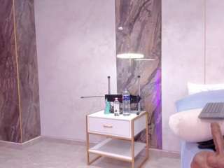 lenathompson Live Webcam on CamSoda