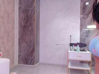 Live webcam model lenathompson on Soda Cams