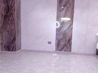 lenathompson Live Webcam on CamSoda