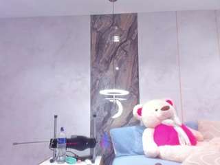 Live webcam model lenathompson on Soda Cams