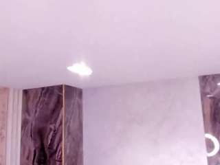 lenathompson Live Webcam on CamSoda