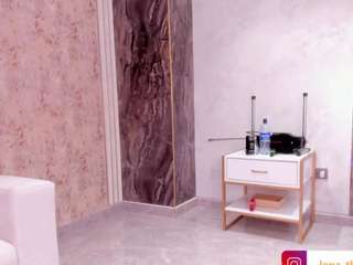 LenaThompson live cam