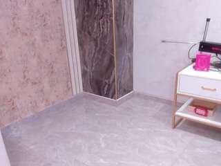 lenathompson Live Webcam on CamSoda