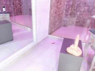 lenathompson Live Webcam on CamSoda