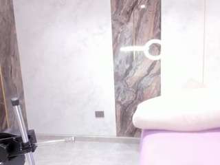 lenathompson Live Webcam on CamSoda