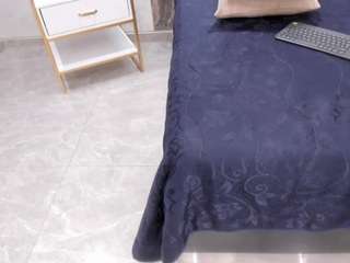 lenathompson Sex Cam Show