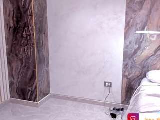 lenathompson Live Webcam on CamSoda